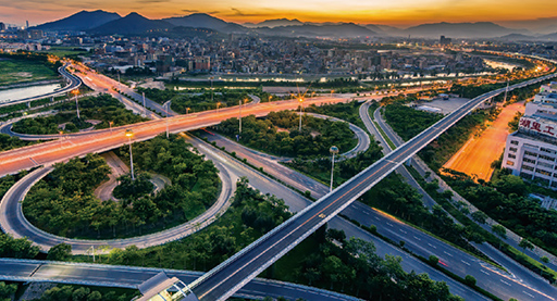 建筑加固利用碳纖維、粘鋼、高壓灌漿對建筑進行加強加固